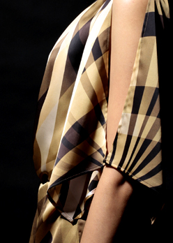 ���������s�[�X